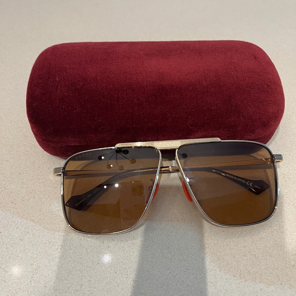 Gucci Gold Aviator Sunglasses